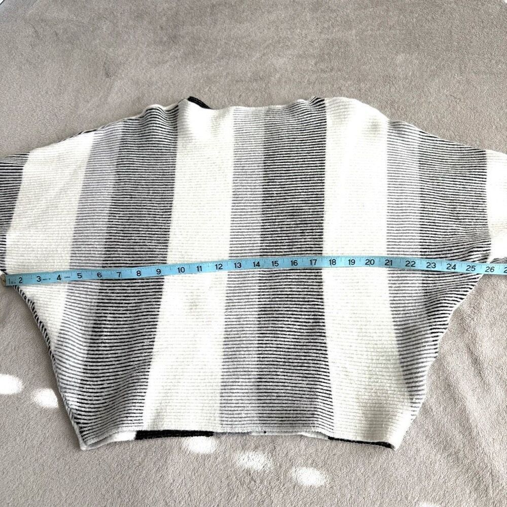 Philosophy Striped & Ribbed Sweater - Picture 10 of 15